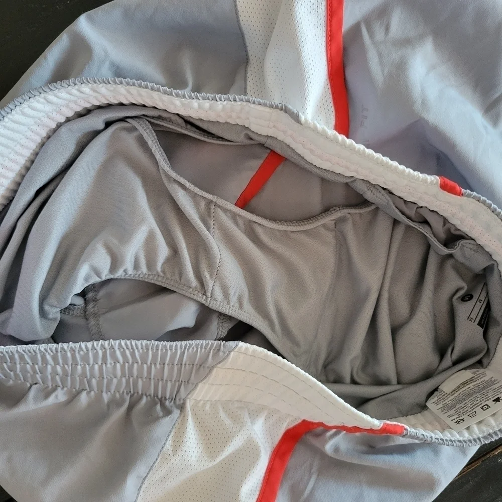 Nike Dri-Fit Women's Medium Gray Athletic Running Shorts Lined Red Trim Gym